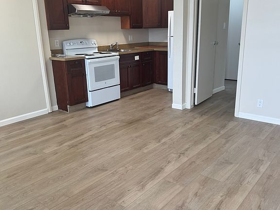 4th image of 149 San Bruno Ave W #A