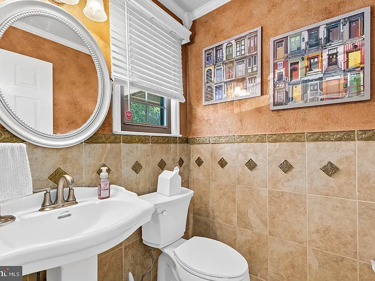 1003 Mulberry Ct — Photo 10