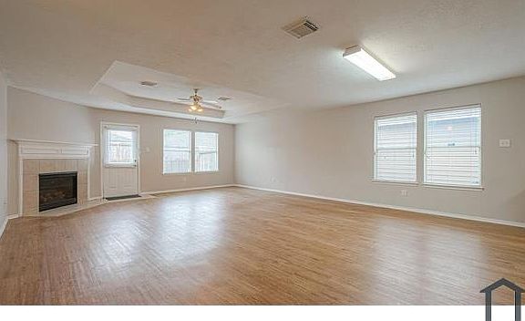 3rd image of 2922 Morton Cove Ln