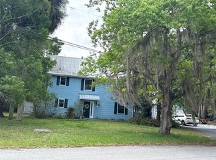 22 Palm Point Dr, Inglis, FL 34449