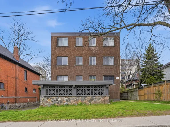 36 Ray St S #5, Hamilton, ON L8P 3V3