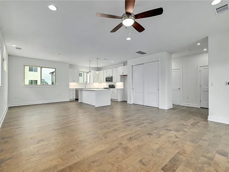 5315 La Crosse Ln #8 — Photo 20