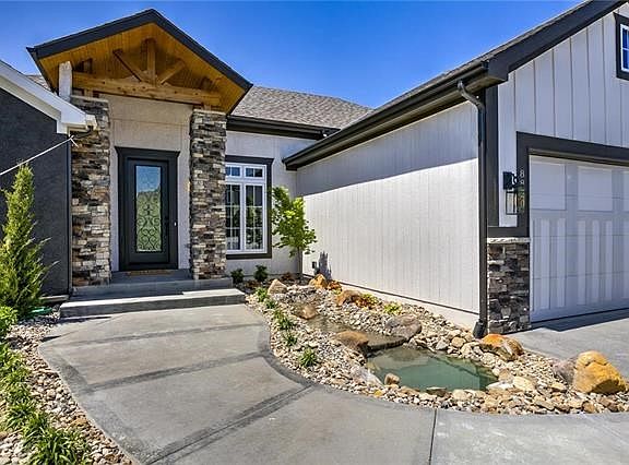2nd image of 1814 Red Orchard Dr