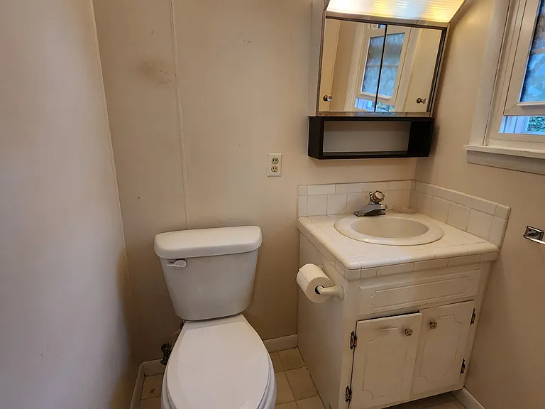 4914 S Grundy Quarles Hwy — Photo 9