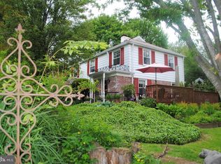 8201 Forest Hills Dr, Elkins Park, PA 19027