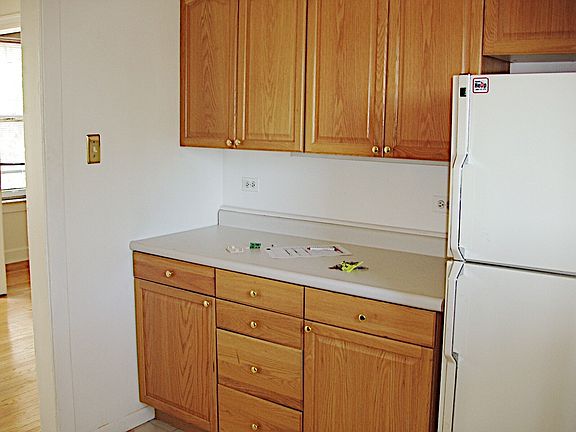 5th image of 5055 W Grace St #1