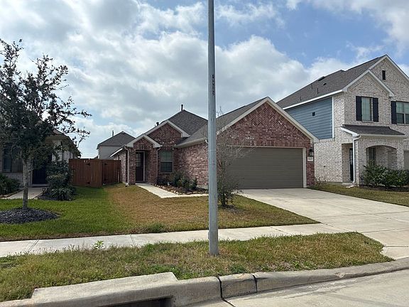 3rd image of 21615 Coral Mist Dr