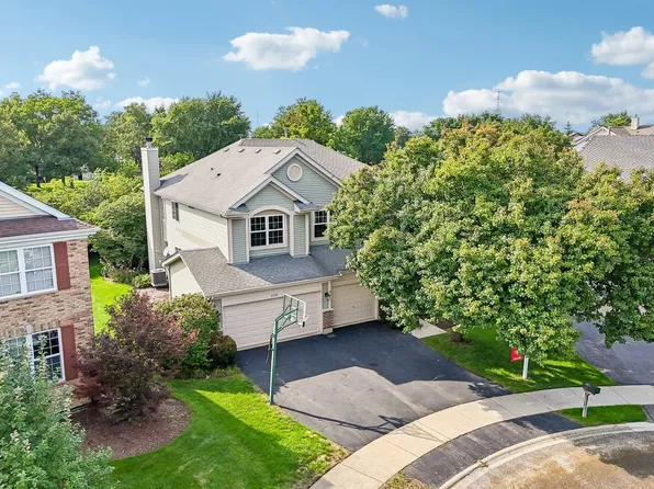 2570 N Jade Ave, Arlington Heights, IL 60004