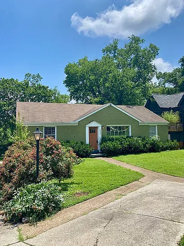 1807 Riverside Dr Photo 1