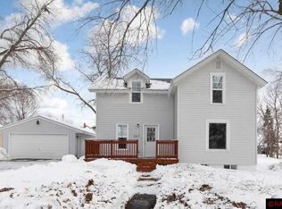 307 2nd Ave SE, Mapleton, MN 56065
