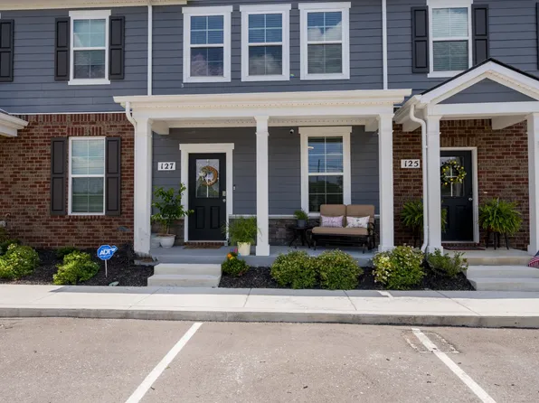 127 Grayson Cir, Chapel Hill, TN 37034