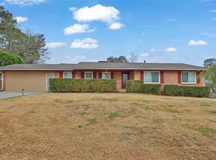 643 Rebecca St NW, Lilburn, GA