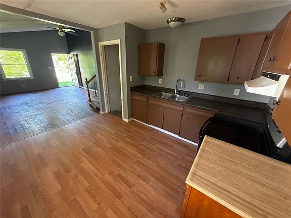 5th image of 4258 N Colorado Ave