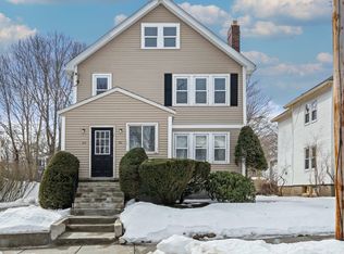 48 Newell Rd #48, Auburndale, MA 02466