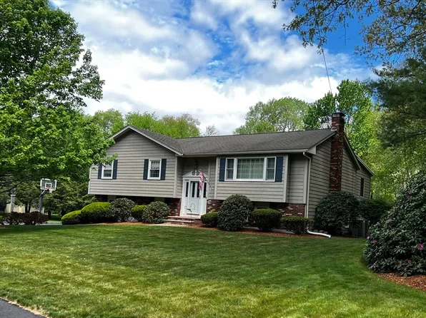 33 Shady Hill Dr, North Reading, MA 01864