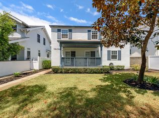736-746 East Ave #740, Coronado, CA 92118