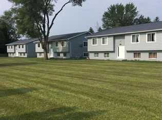 13376 N Fenton Rd, Fenton, MI 48430