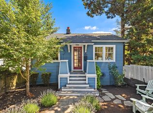 8812 17th Ave NE, Seattle, WA 98115