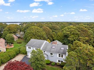 9 Seascape Ln, North Falmouth, MA 02556
