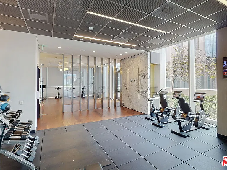 889 Francisco St #2602 — Photo 32