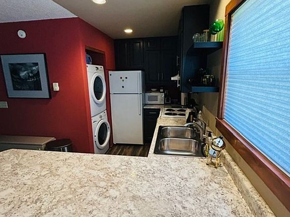 5th image of 164 Valley View Dr Unit 3211