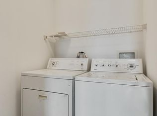 529 Springbrook Trl N, Oswego, IL 60543