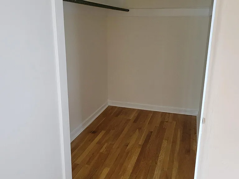 2036 Leroy St #12 — Photo 19