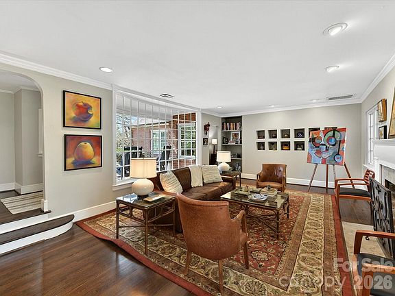 5th image of 3009 Country Club Dr #3