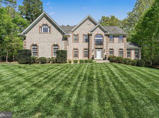 35 Mills Hollow Dr, Fredericksburg, VA 22406