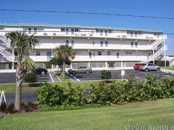 1st image of 4849 Saxon Dr #1030