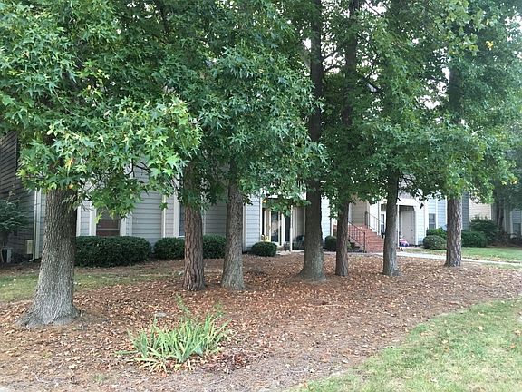 2nd image of 706 Glendale Dr APT J