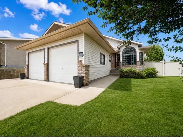 10 E Redwood Pl SE, Medicine Hat, AB T1B 4A1