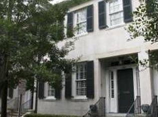 413 Tattnall St, Savannah, GA 31401
