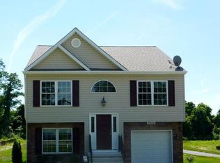 7606 E Howard Rd, Glen Burnie, MD 21060