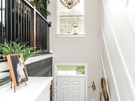 3rd image of 7240 Zanesville Rd