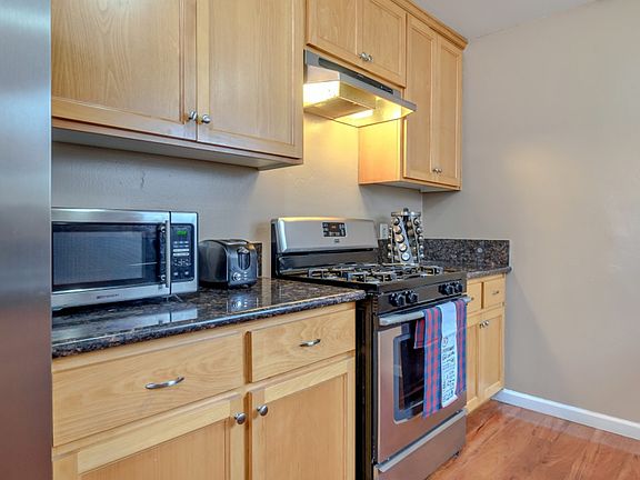 5th image of 612 Denise Dr