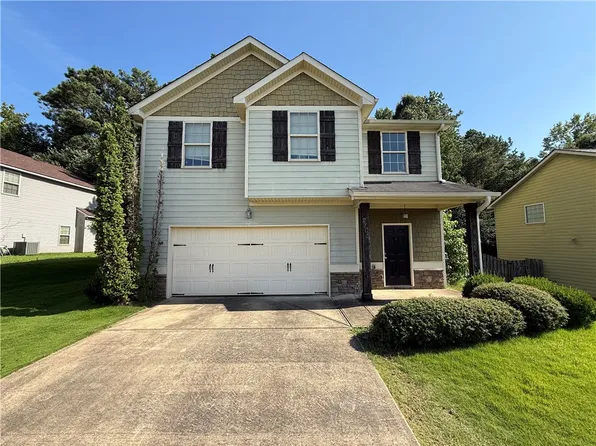 2705 Bechet Ln, Opelika, AL 36801