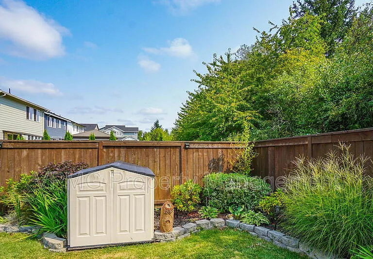 11603 NE 138th Ave — Photo 41