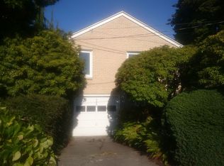 3450 NW 59th St, Seattle, WA 98107