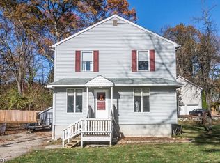45 3rd St, Budd Lake, NJ 07828