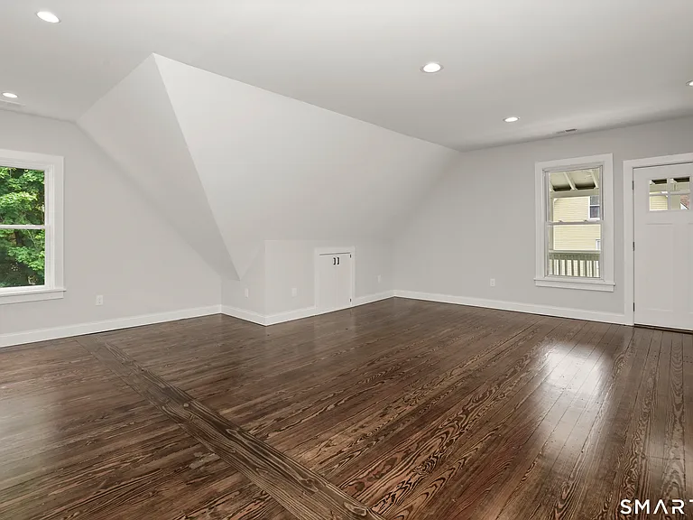 174 Coram Ave #3 — Photo 5