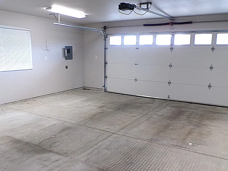 151 E Yolo St — Photo 20