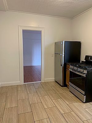 4th image of 25-71 31st St #17