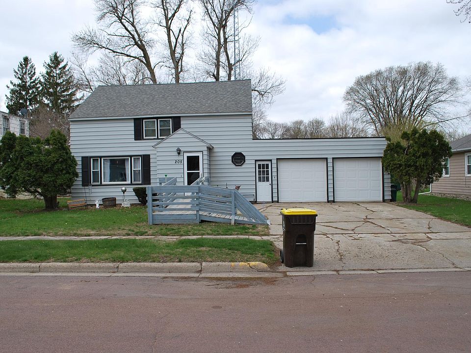 205 N 1st Ave E, Truman, MN 56088 Zillow
