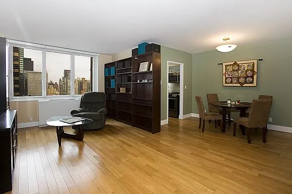 Sold by Modlin Group | media 4
