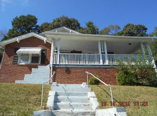 1104 Rundell St, Winston Salem, NC 27105