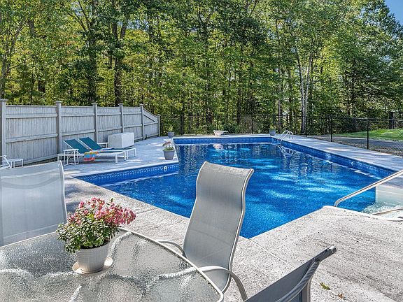 5th image of 239 Gould Hill Road