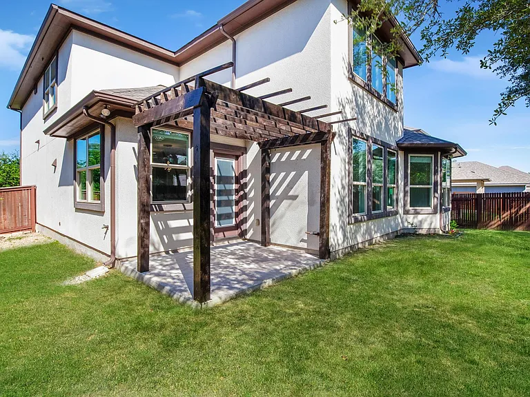 5724 Siragusa Dr — Photo 30
