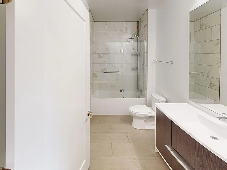 4400 Manchester Ave — Photo 31