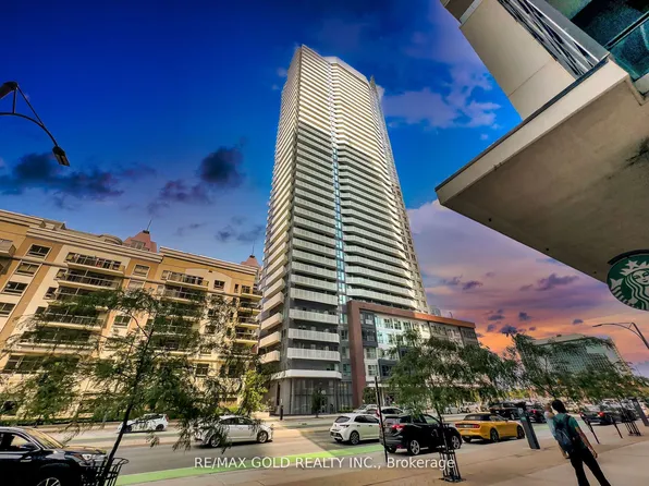 4065 Confederation Pkwy, Mississauga, ON